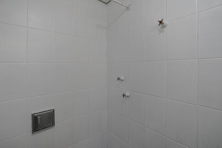 Casa para alugar com 180m², 3 quartos e 1 vaga Casa para alugar com 180m², 3 quartos e 1 vagaBanheiro