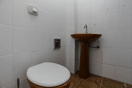Casa para alugar com 180m², 3 quartos e 1 vaga Casa para alugar com 180m², 3 quartos e 1 vagaBanheiro