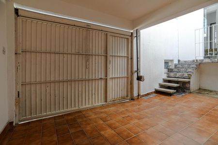 Casa para alugar com 180m², 3 quartos e 1 vaga Casa para alugar com 180m², 3 quartos e 1 vagaGaragem