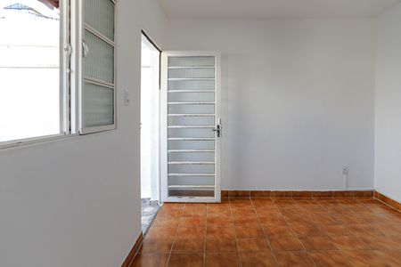 Casa para alugar com 180m², 3 quartos e 1 vaga Casa para alugar com 180m², 3 quartos e 1 vagaQuarto 1