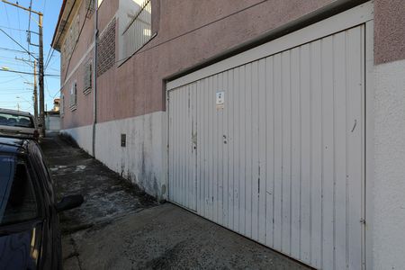Casa para alugar com 180m², 3 quartos e 1 vaga Casa para alugar com 180m², 3 quartos e 1 vagaFachada