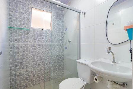 Banheiro de kitnet/studio para alugar com 1 quarto, 22m² em Vila Regente Feijó, São Paulo