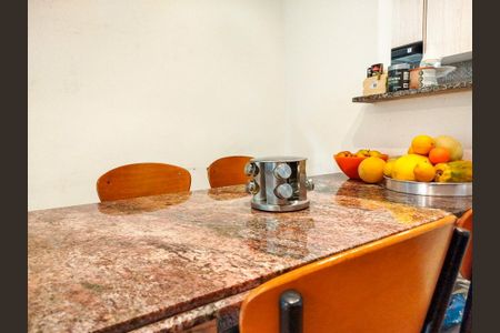 Apartamento à venda com 72m², 2 quartos e 1 vagaSala de jantar