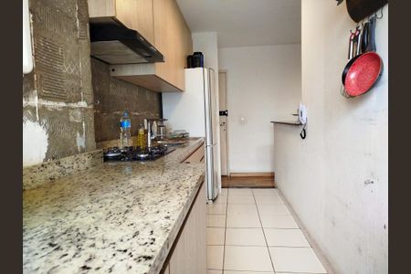 Apartamento à venda com 72m², 2 quartos e 1 vagaCozinha 