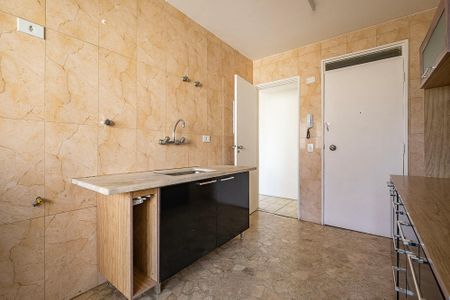 Apartamento à venda com 84m², 2 quartos e 1 vagaCozinha