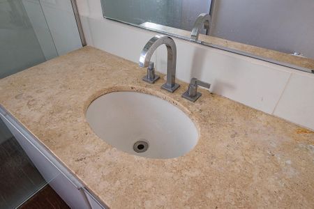 Apartamento à venda com 84m², 2 quartos e 1 vagaBanheiro Social