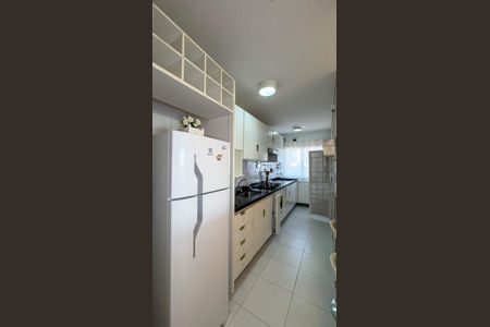 Apartamento para alugar com 60m², 2 quartos e 1 vaga Apartamento para alugar com 60m², 2 quartos e 1 vagaCozinha e Área de Serviço