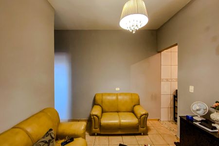 Casa à venda com 154m², 4 quartos e sem vagaSala