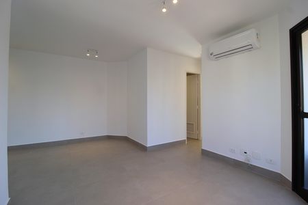 Sala de apartamento para alugar com 2 quartos, 54m² em Vila Nova Conceição, São Paulo