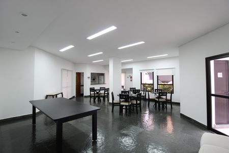 Apartamento para alugar com 54m², 2 quartos e 1 vagaÁrea Comum - Salão de Festas