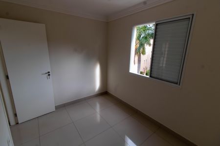 Casa de condomínio à venda com 60m², 2 quartos e 1 vagaQuarto 2