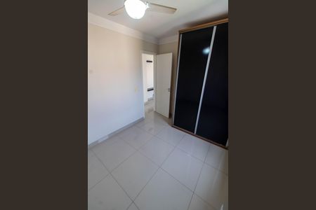 Casa de condomínio à venda com 60m², 2 quartos e 1 vagaQuarto