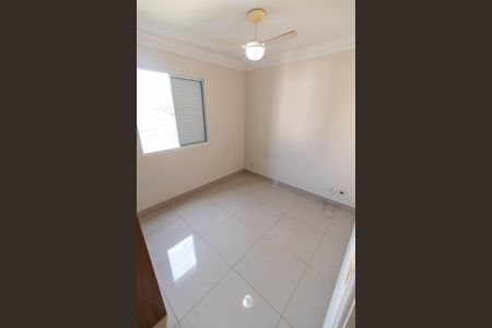 Casa de condomínio à venda com 60m², 2 quartos e 1 vagaQuarto