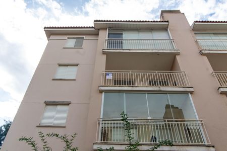 Casa de condomínio à venda com 60m², 2 quartos e 1 vagaFachada