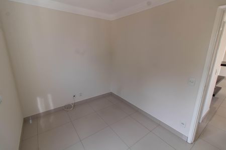 Casa de condomínio à venda com 60m², 2 quartos e 1 vagaQuarto 2