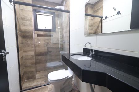 Banheiro de apartamento para alugar com 1 quarto, 28m² em Vila Nova, Novo Hamburgo