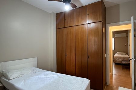Apartamento para alugar com 135m², 3 quartos e 1 vagaQuarto 2