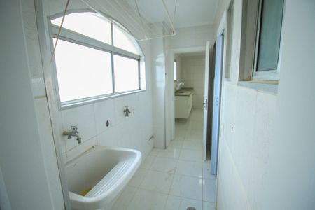 Apartamento para alugar com 74m², 2 quartos e 1 vagaÁrea de Serviço