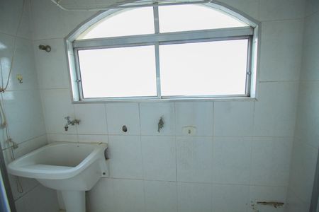 Apartamento para alugar com 74m², 2 quartos e 1 vagaÁrea de Serviço