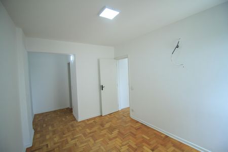 Apartamento para alugar com 74m², 2 quartos e 1 vagaSuíte