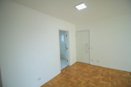 Apartamento para alugar com 74m², 2 quartos e 1 vagaSala