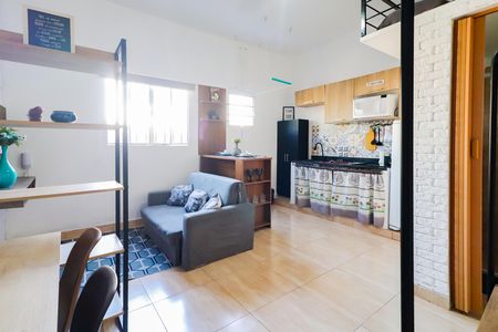 Studio de kitnet/studio para alugar com 1 quarto, 25m² em Jardim Ivana, São Paulo