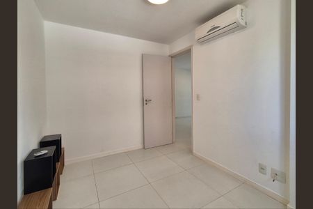 Apartamento à venda com 74m², 2 quartos e 1 vagaQuarto