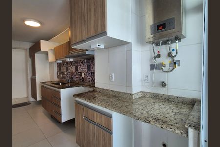 Apartamento à venda com 74m², 2 quartos e 1 vagaÁrea de Serviço