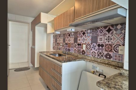 Apartamento à venda com 74m², 2 quartos e 1 vagaCozinha