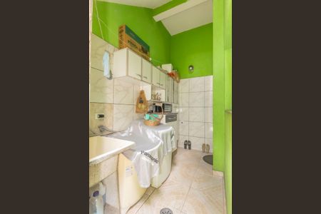 Casa à venda com 250m², 2 quartos e 2 vagas Casa à venda com 250m², 2 quartos e 2 vagasÁrea de Serviço