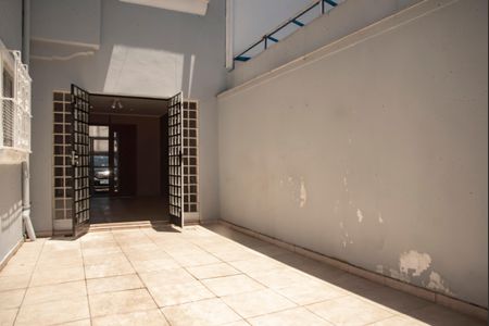 Casa para alugar com 300m², 4 quartos e 4 vagasQuintal