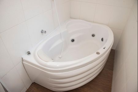 Casa para alugar com 300m², 4 quartos e 4 vagasBanheiro da Suíte 1