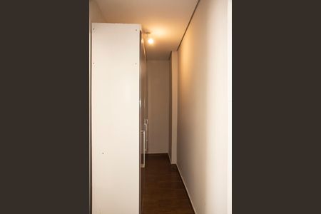 Casa para alugar com 300m², 4 quartos e 4 vagasSuíte 1 - Closet