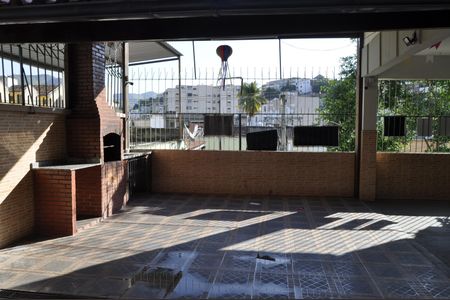 Apartamento à venda com 91m², 2 quartos e 1 vagaÁrea comum