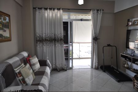 Apartamento à venda com 91m², 2 quartos e 1 vagaSala