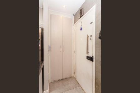 Apartamento à venda com 76m², 2 quartos e 1 vagaEntrada