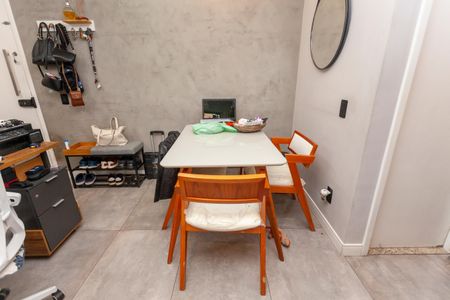 Apartamento à venda com 76m², 2 quartos e 1 vagaSala de Jantar