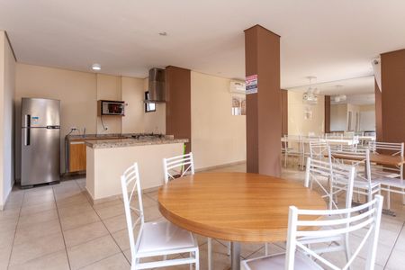 Apartamento à venda com 76m², 2 quartos e 1 vagaÁrea comum - Salão de festas