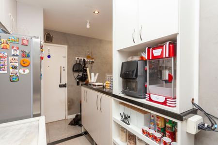 Apartamento à venda com 76m², 2 quartos e 1 vagaCozinha