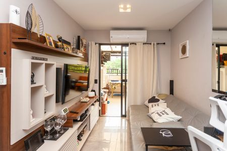 Sala de apartamento para alugar com 2 quartos, 76m² em Jardim Umuarama, São Paulo