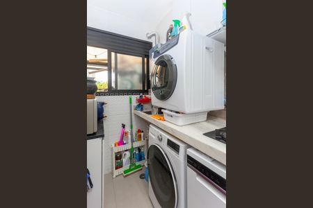 Apartamento à venda com 76m², 2 quartos e 1 vagaÁrea de Serviço