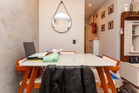 Apartamento à venda com 76m², 2 quartos e 1 vagaSala de Jantar