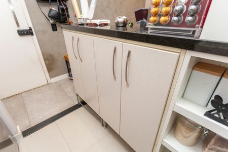 Apartamento à venda com 76m², 2 quartos e 1 vagaCozinha