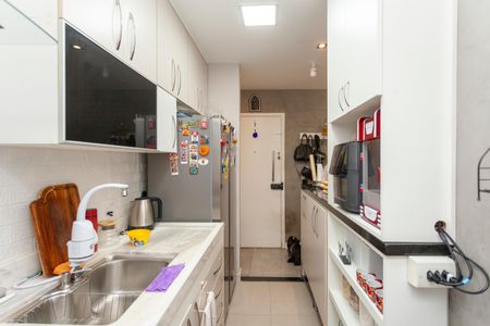 Apartamento à venda com 76m², 2 quartos e 1 vagaCozinha