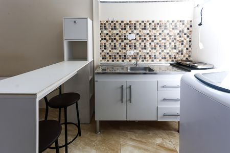 Studio para alugar com 25m², 1 quarto e sem vaga Studio para alugar com 25m², 1 quarto e sem vagaKitnet