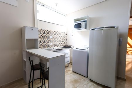 Studio para alugar com 25m², 1 quarto e sem vaga Studio para alugar com 25m², 1 quarto e sem vagaKitnet