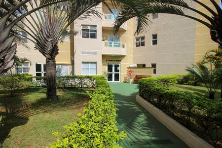 Apartamento para alugar com 62m², 2 quartos e 2 vagasFachada