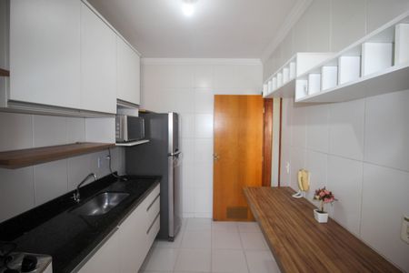 Apartamento para alugar com 62m², 2 quartos e 2 vagasCozinha