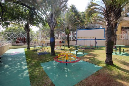 Apartamento para alugar com 62m², 2 quartos e 2 vagasÁrea Comum - Playground