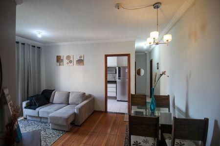Apartamento para alugar com 62m², 2 quartos e 2 vagasSala